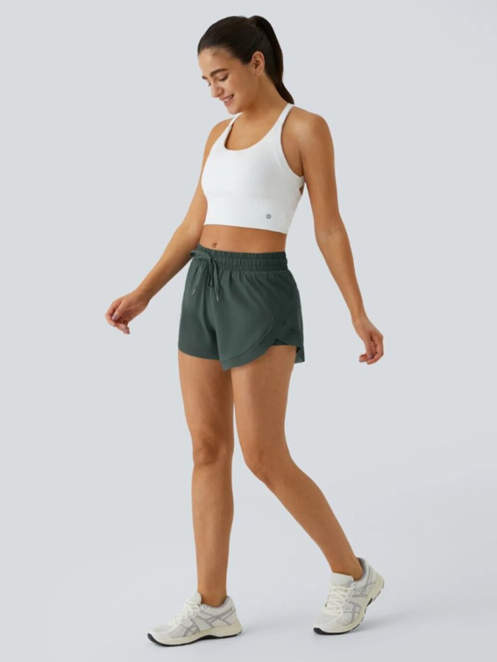 XL - NWT, Halara, Mid Rise Drawstring Mesh 2-in-1 Flowy Running Shorts 3'' - Picture 2 of 8